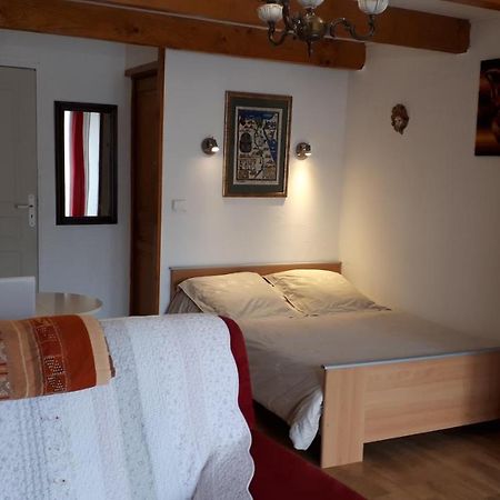 Studio Agreable Et Tres Lumineux Salles-dʼAude Eksteriør billede